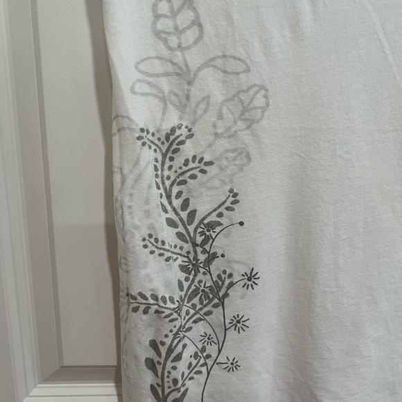 LAmade Fitted Short Sleeve Tee - Picture 2 of 6